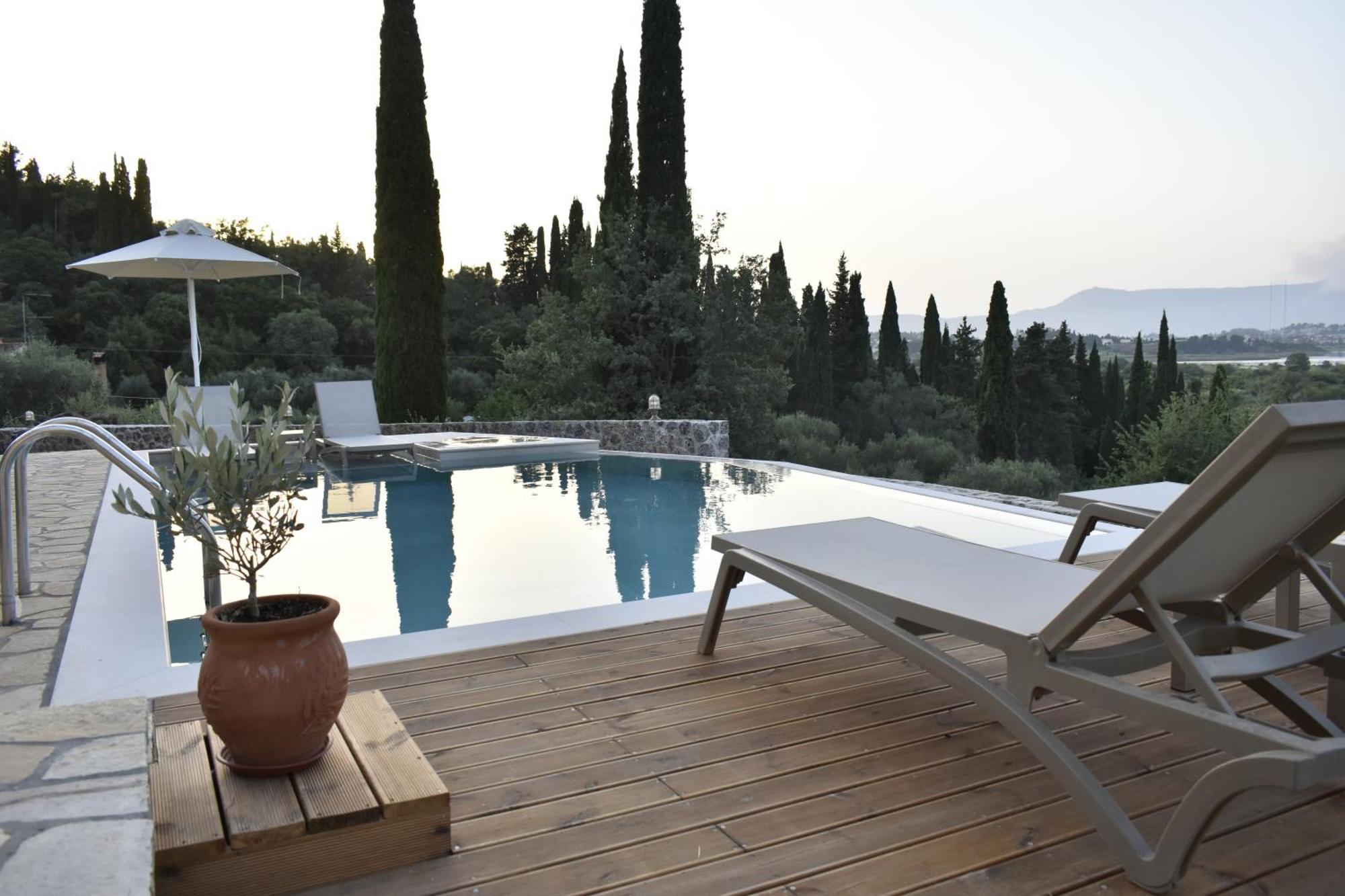 Corfu View Deluxe Villa เปรามา ภายนอก รูปภาพ