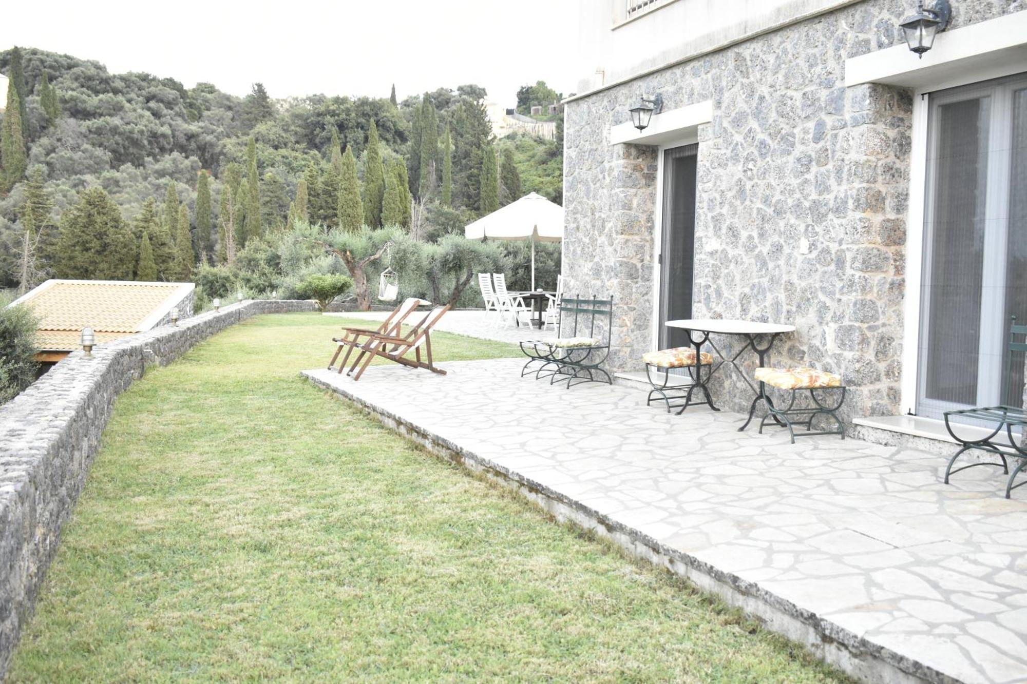 Corfu View Deluxe Villa เปรามา ภายนอก รูปภาพ